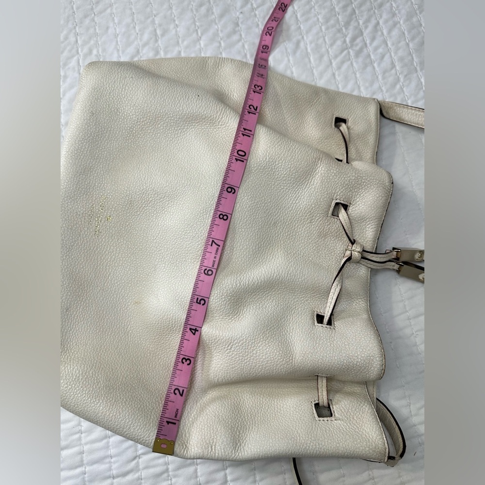 Kate Spade Cream/Beige 100% Cow Leather Shoulder Bag with Tassel - Picture 6 of 16